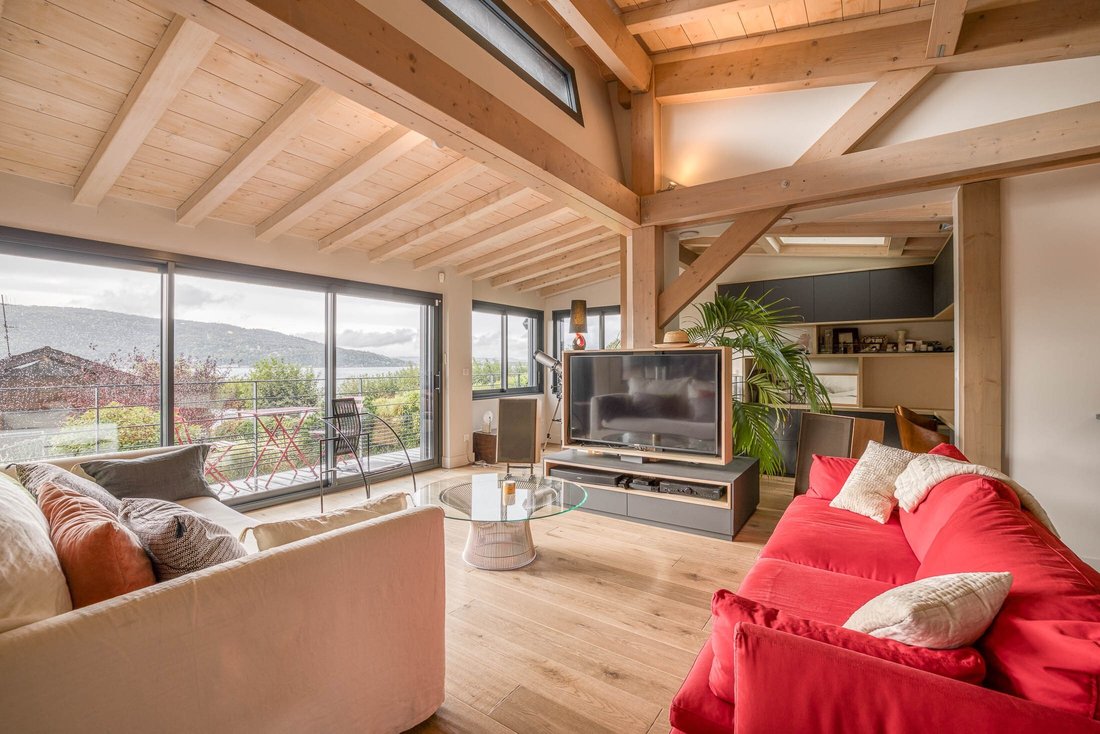 House in Veyrier-du-Lac, Auvergne-Rhône-Alpes, France 2 - 16925250