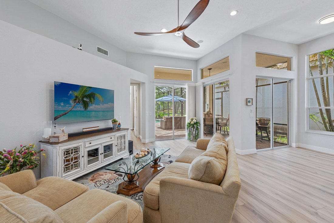 Naples, Florida, United States 5 - 15829677