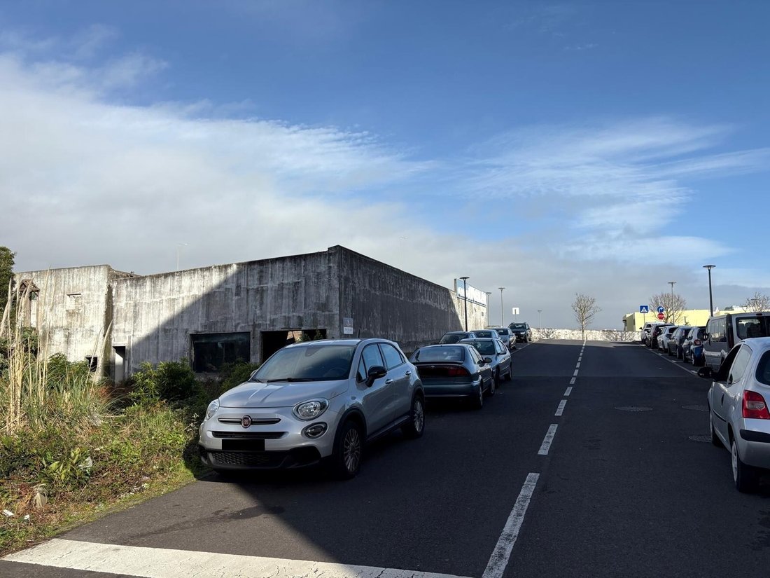 Ponta Delgada (Sao Pedro), Azores, Portugal 2 - 16841792
