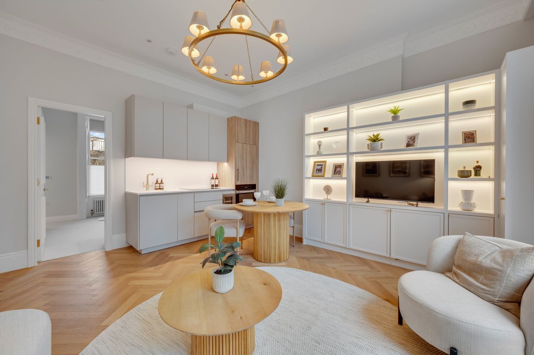Appartamento a Holland Park, Kensington e Chelsea, Inghilterra 4 - 16924642