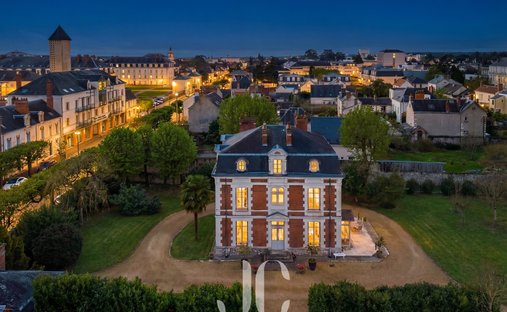 House in Centre Ville, Blois, France 1