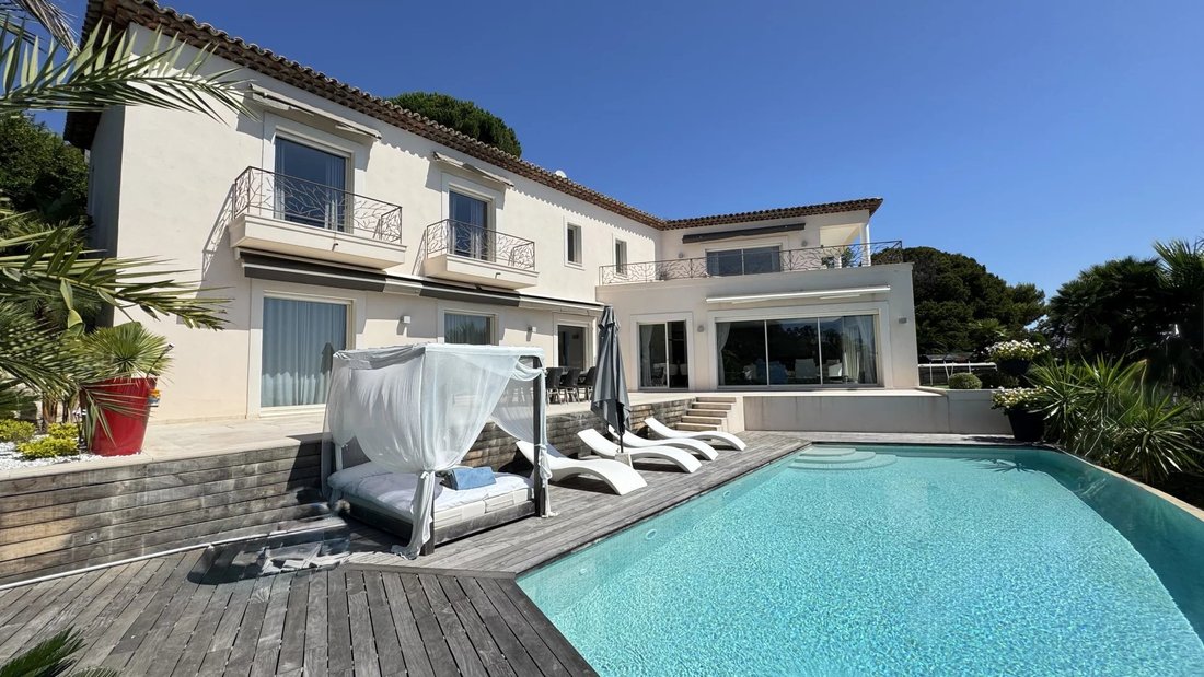 Villa a Vallauris, Provenza-Alpi-Costa Azzurra, Francia 2 - 16925247