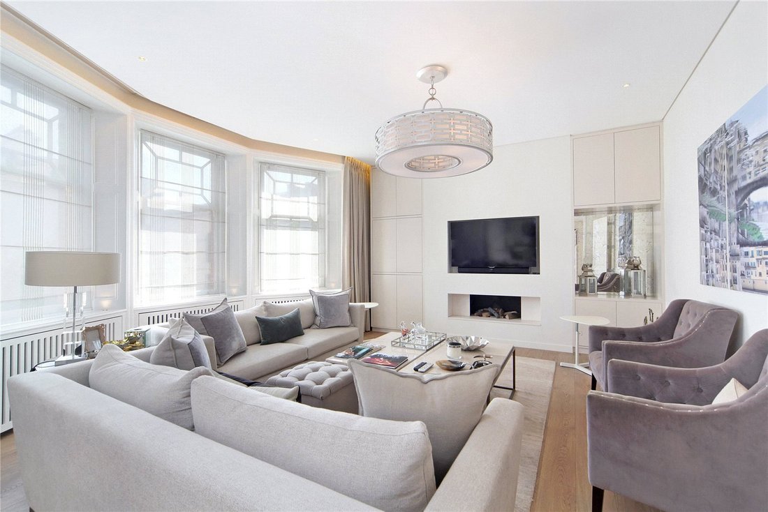 Apartment in Campden Hill, Kensington And Chelsea, England 1 - 16923576