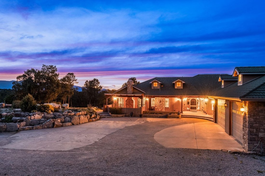 House in Tijeras, New Mexico, United States 3 - 15615280
