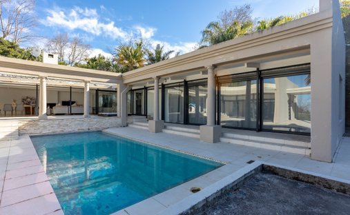 Country House in Rondebosch, Cape Town, South Africa 1