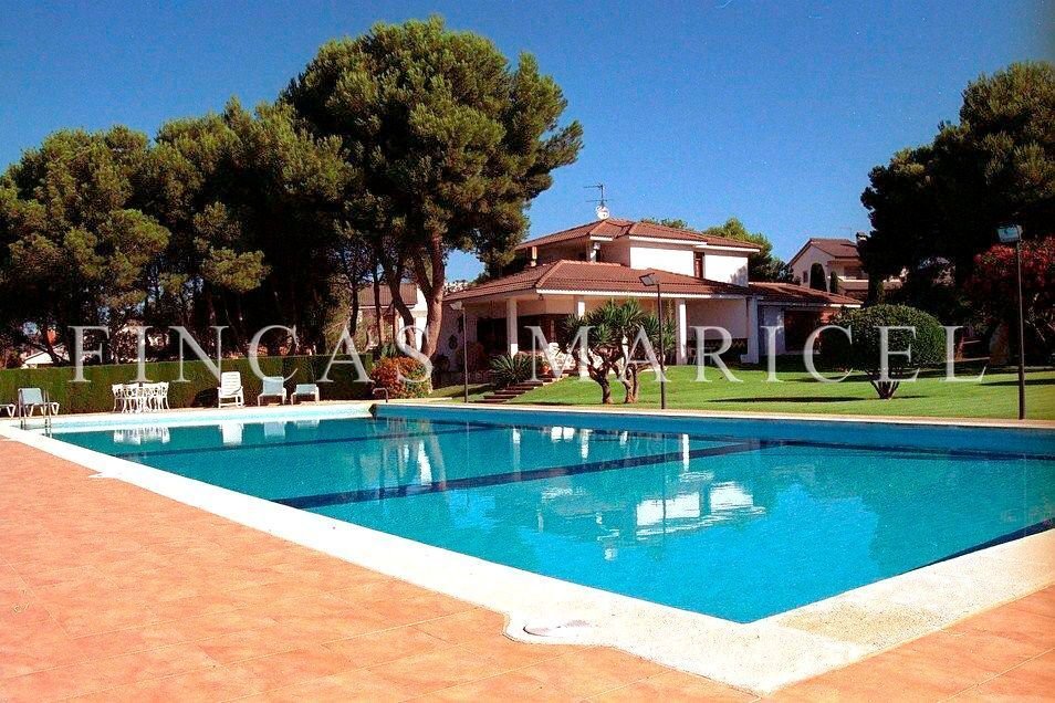 House in el Vendrell, Catalonia, Spain 1 - 16924042