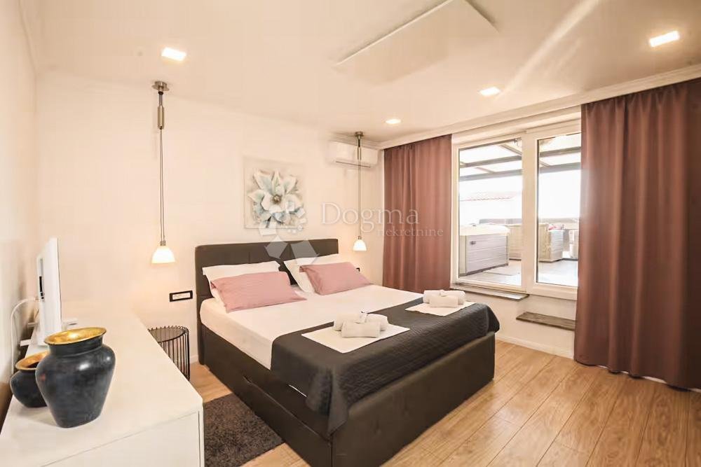 Apartment in Gradska cetvrt Grada, Sibenik, Sibenik-Knin County 1 - 16925330