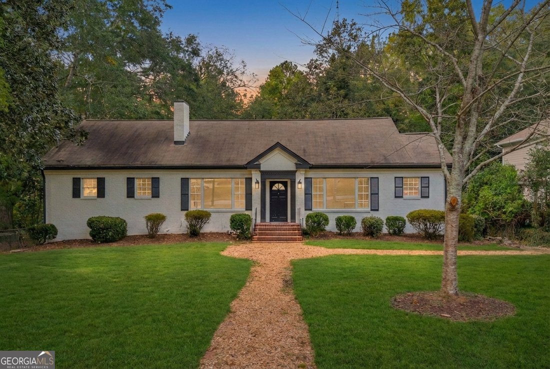 House in Athens, Georgia, United States 1 - 16390354