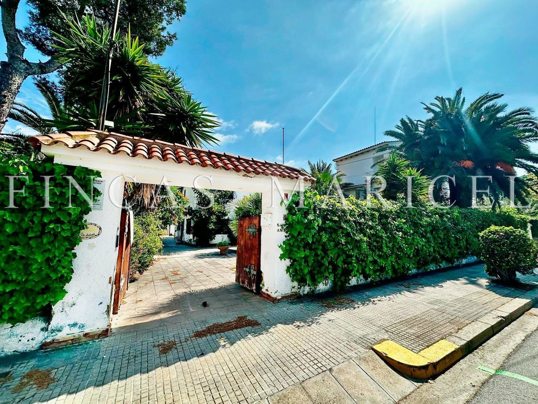 Chalet in Sitges, Catalonia, Spain 4 - 16924043