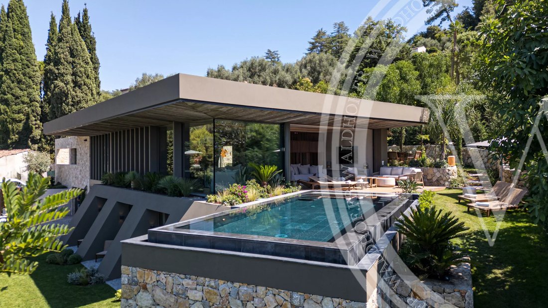 Villa in Mougins, Provence-Alpes-Côte d'Azur, France 2 - 16925451