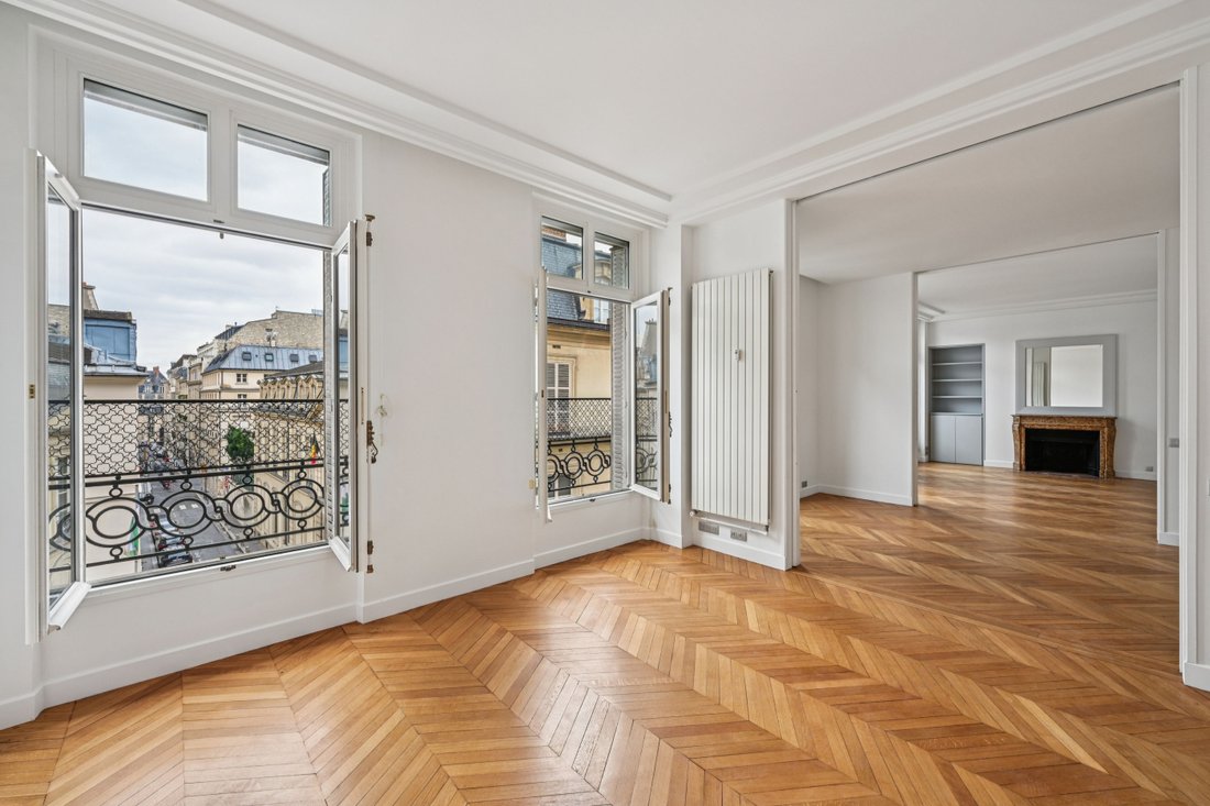 Apartment in Elysées-Madeleine, Paris 8e Arrondissement, Paris 1 - 16923469
