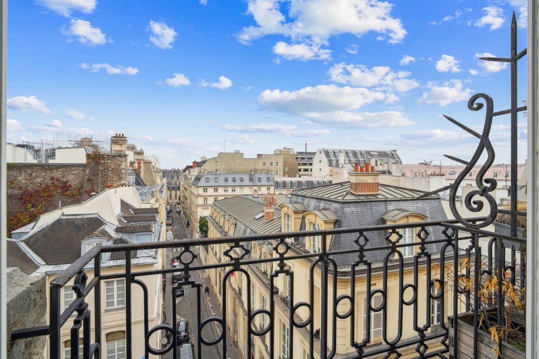 Apartment in Elysées-Madeleine, Paris 8e Arrondissement, Paris 1 - 16923462