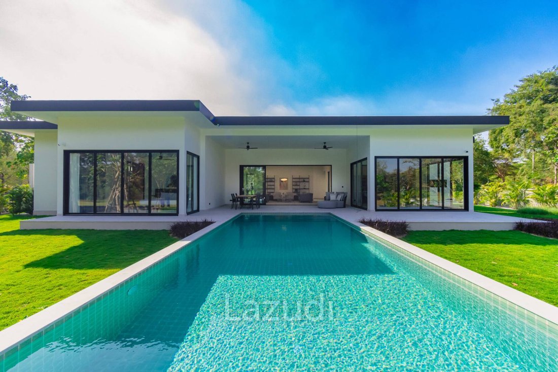 Villa in Huai Sai Nuea, Phetchaburi, Thailand 1 - 16923932
