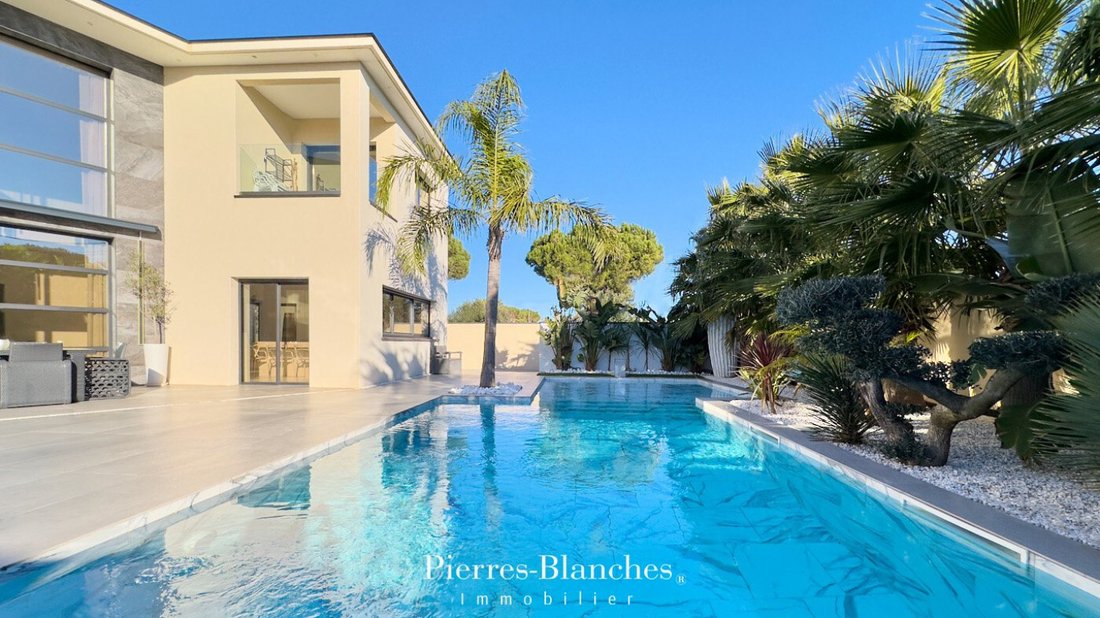 Villa in Cooperative, Agde, France 2 - 16923308