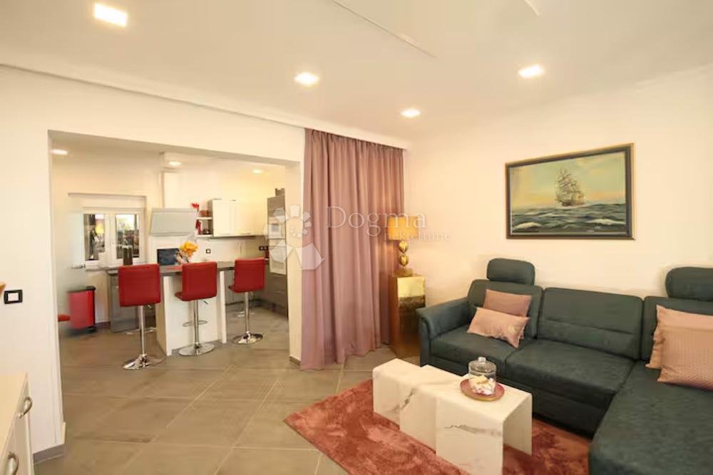 Apartment in Gradska cetvrt Grada, Sibenik, Sibenik-Knin County 4 - 16925330