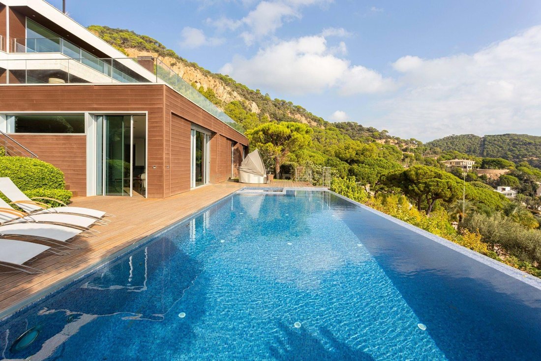 Villa in Sant Feliu de Guixols, Catalonia, Spain 2 - 16925649
