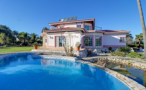 House in Lagoa e Carvoeiro, Algarve, Portugal 1