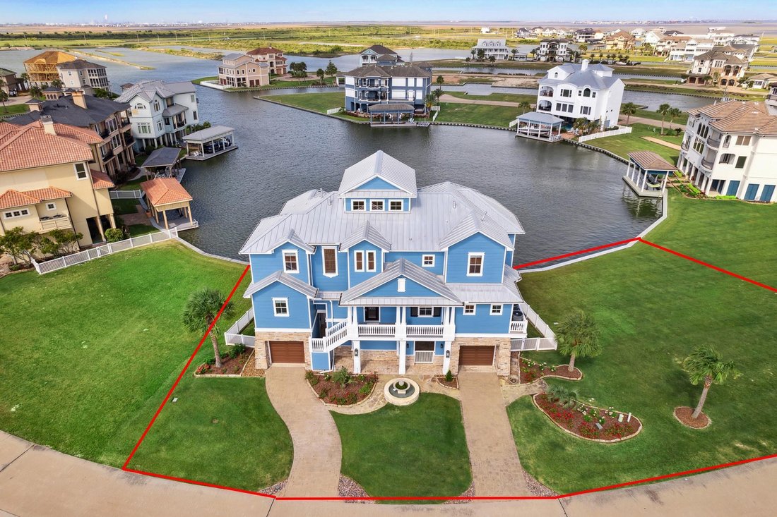 House in Hitchcock, Texas, United States 2 - 16924827