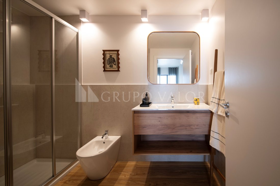Apartment in Santo António dos Cavaleiros, Lisbon, Portugal 5 - 16923836