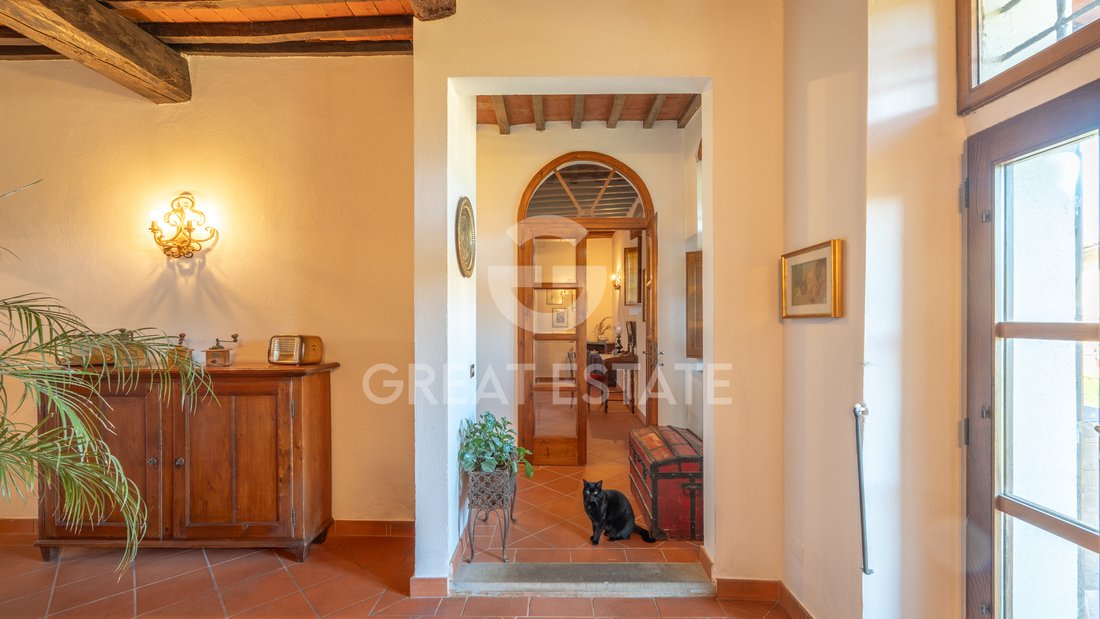 Estate in Terranuova Bracciolini, Tuscany, Italy 2 - 16925231