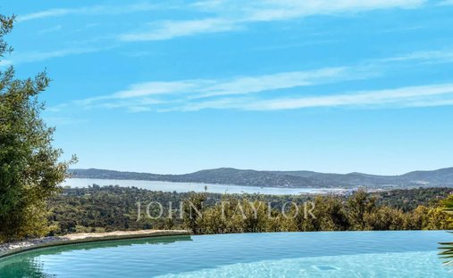 Villa in Grimaud, Provence-Alpes-Côte d'Azur, France 1