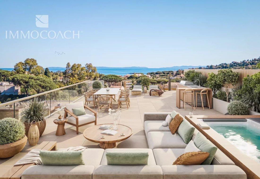 Apartment in Le Lavandou, Provence-Alpes-Côte d'Azur, France 1 - 16923629