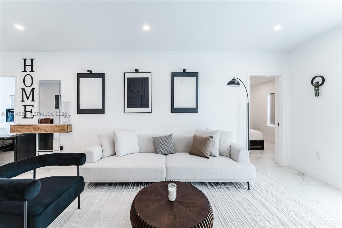 House in Miami, Florida, United States 5 - 16925092