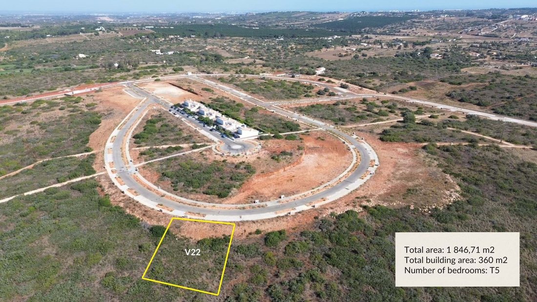 Land in Bensafrim e Barao de Sao Joao, Algarve, Portugal 2 - 16924211