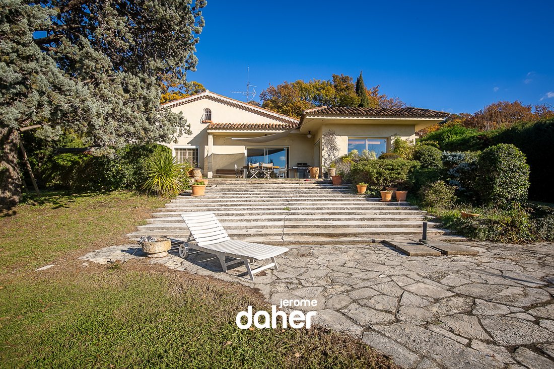 Villa in Est, Gemenos, France 4 - 16923329