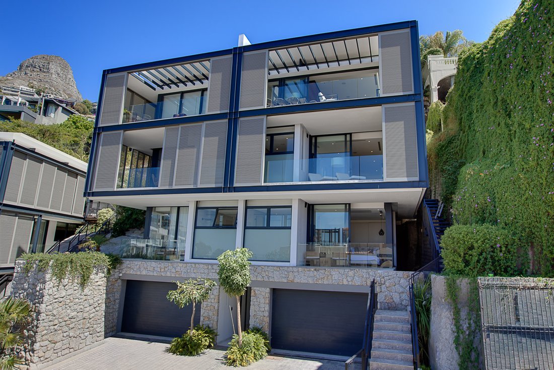 Townhouse in Cape Town, Western Cape, South Africa 2 - 16924034