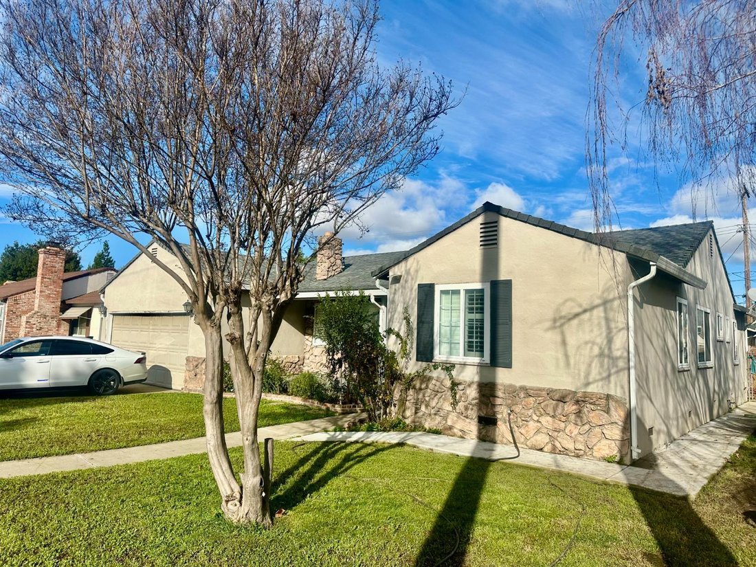 House in Lodi, California, United States 3 - 16924226