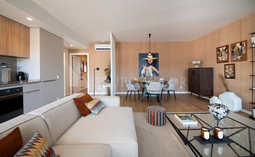 Apartment in Santo António dos Cavaleiros, Lisbon, Portugal 1