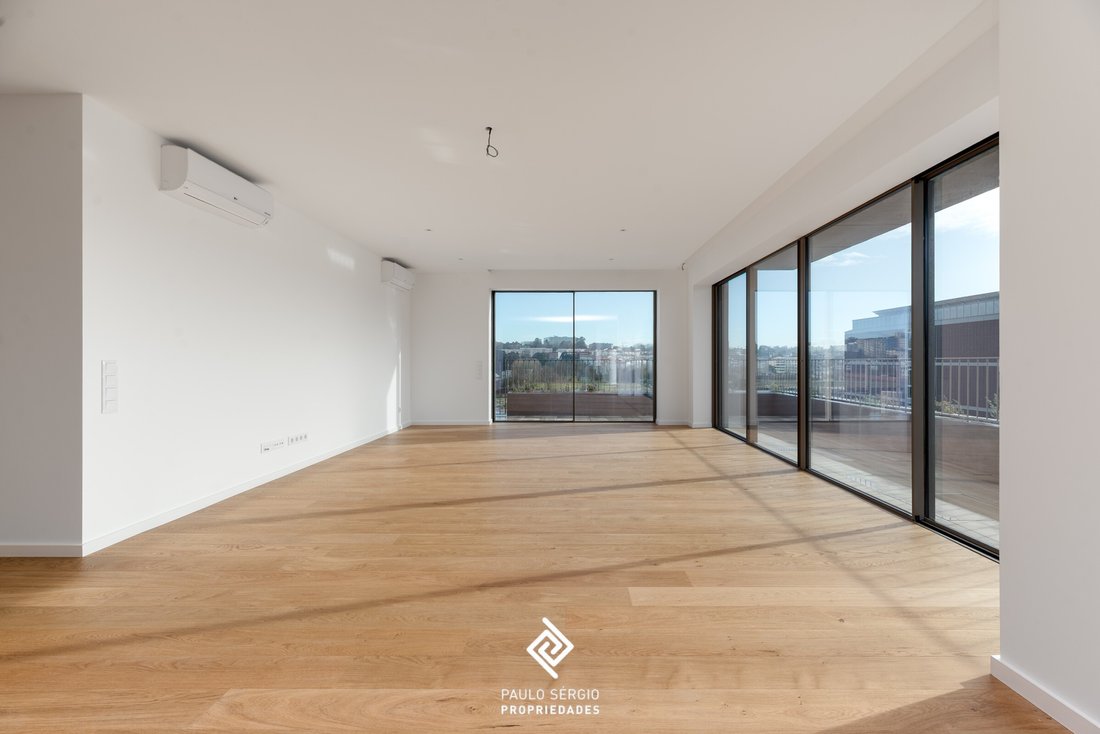 Apartment in Matosinhos e Leca da Palmeira, Porto District, Portugal 2 - 16923882