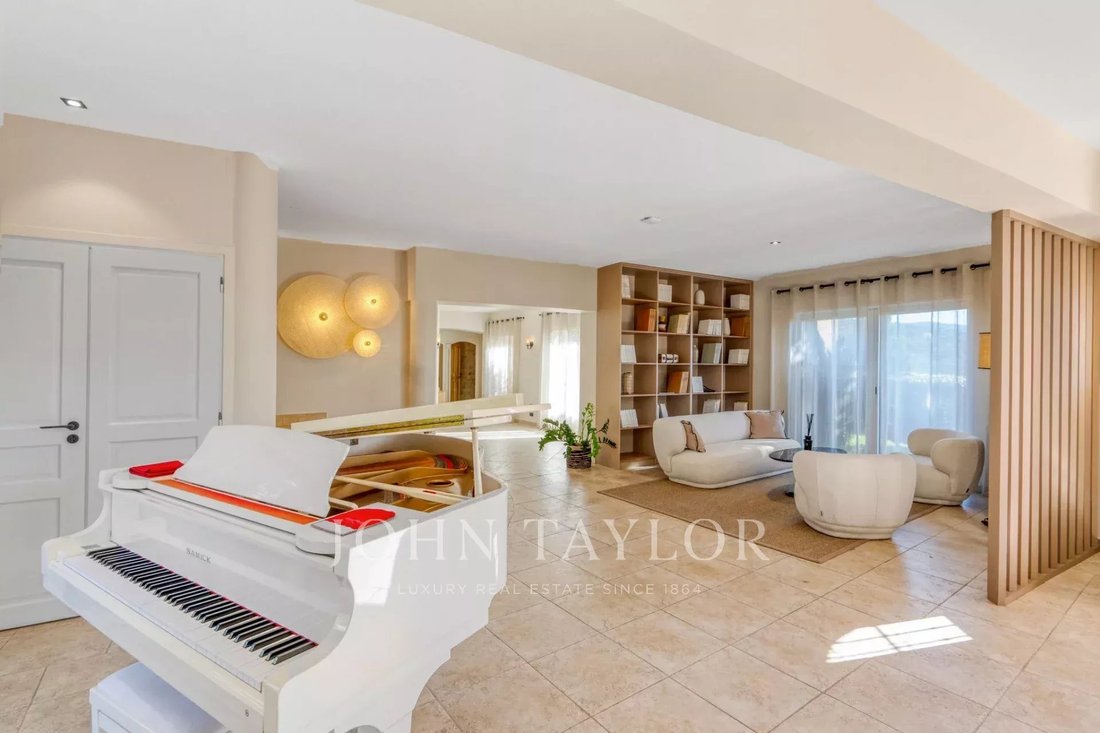 Villa in Grimaud, Provence-Alpes-Côte d'Azur, France 5 - 16321629