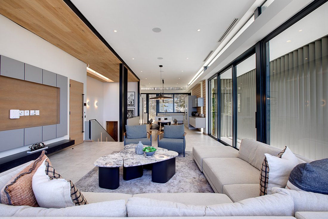 Townhouse in Cape Town, Western Cape, South Africa 5 - 16924034