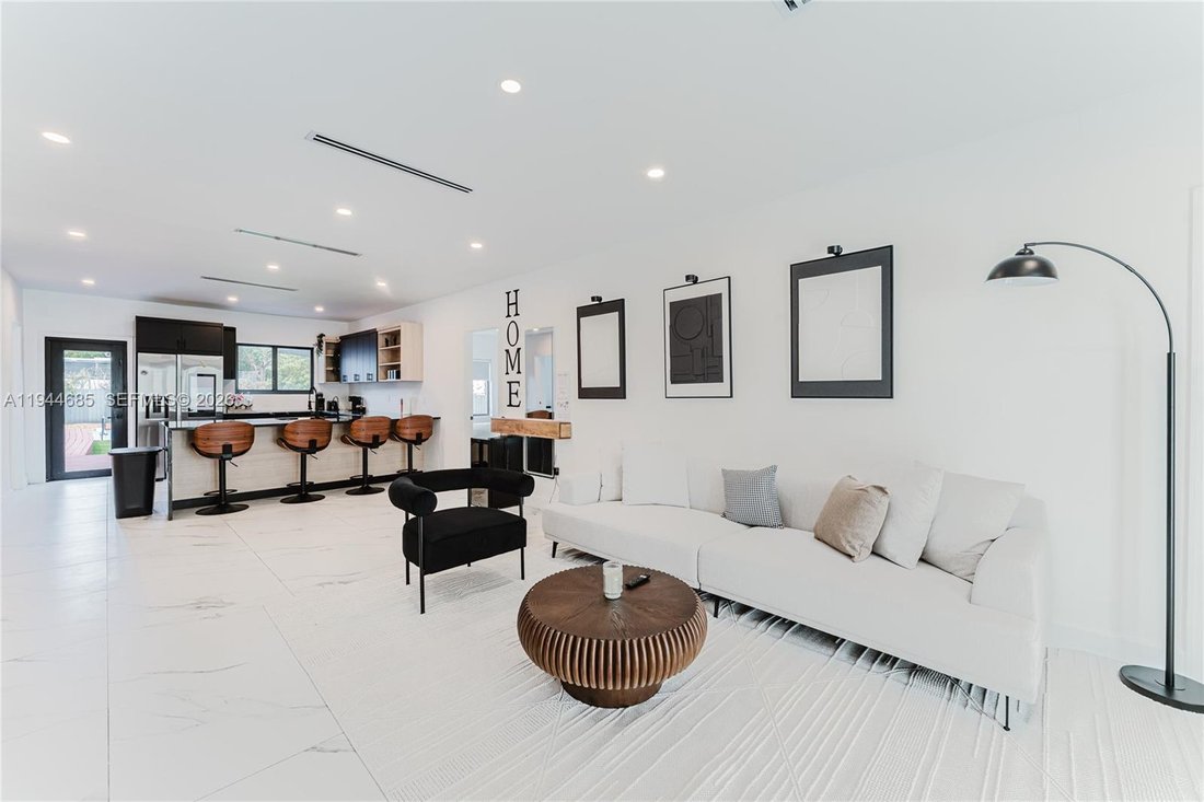 House in Miami, Florida, United States 4 - 16925092