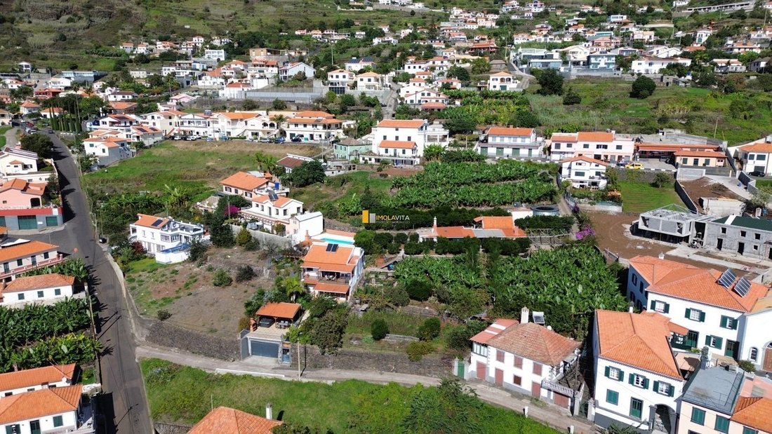 Land in Arco da Calheta, Madeira, Portugal 1 - 16927229