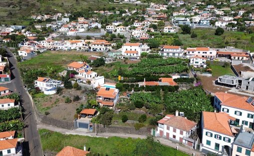 Land in Arco da Calheta, Madeira, Portugal 1