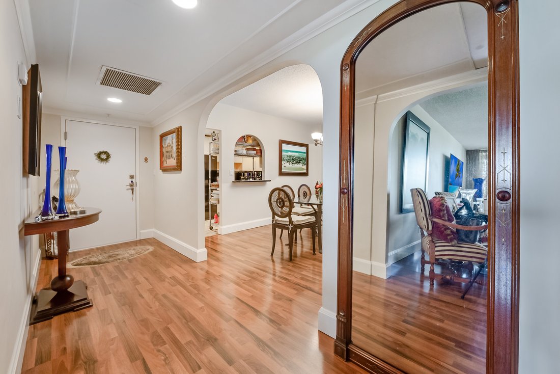 Condo in Miami, Florida, United States 3 - 16926497