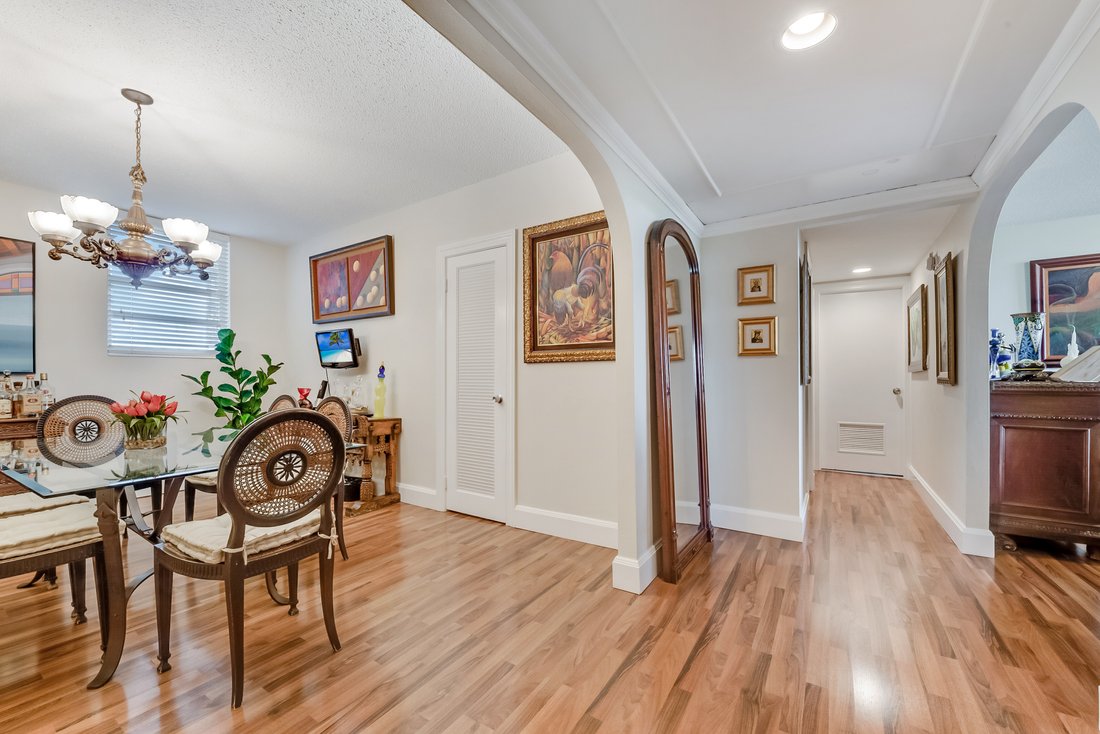Condo in Miami, Florida, United States 4 - 16926497