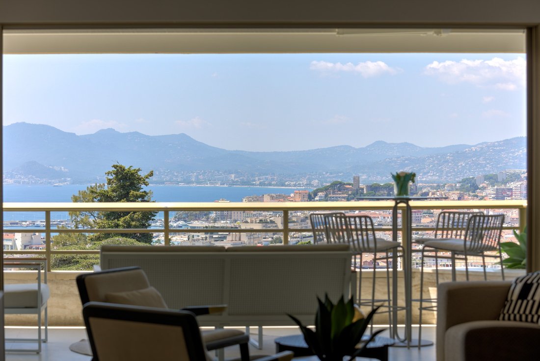 Apartment in Saint Nicolas, Cannes, France 1 - 16926459