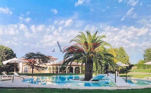 Villa à Bracciano, Latium, Italie 1