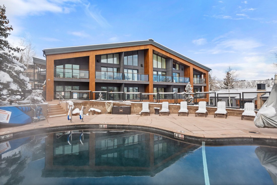 Condo in Snowmass Village, Colorado, United States 2 - 16927386