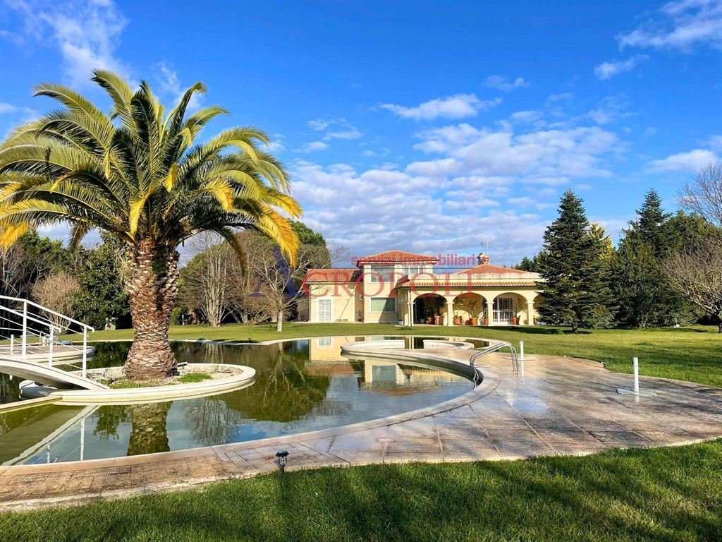 Villa in Bracciano, Lazio, Italy 2 - 16926724