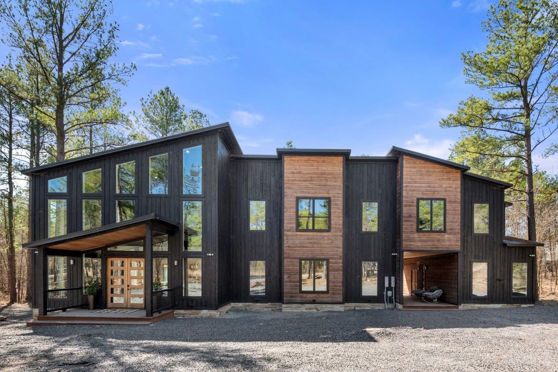 House in Broken Bow, Oklahoma, United States 1 - 16927254