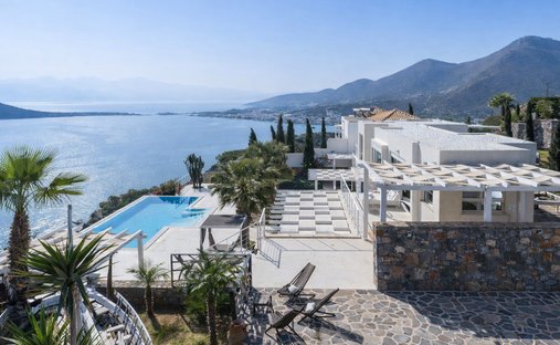 Villa in Community of Elounta, Agios Nikolaos Municipal Unit, Greece 1