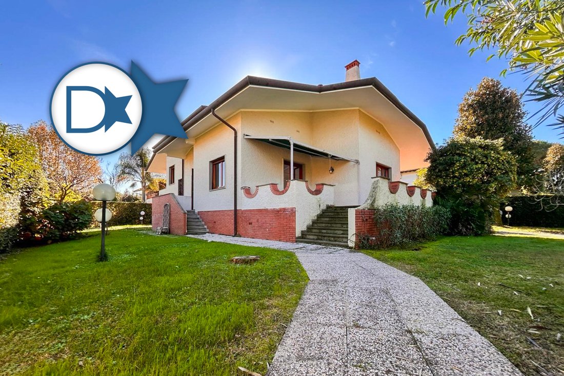 Villa in Center, Forte dei Marmi, Tuscany 1 - 16927950