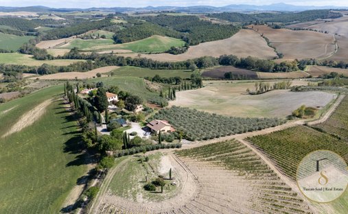 Maisons de campagne à Montalcino, Toscane, Italie 1