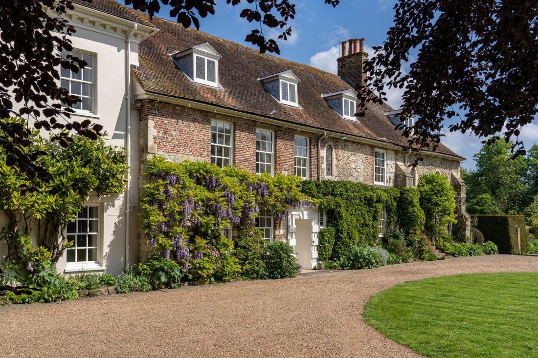 House in Dartford, England 2 - 16928472