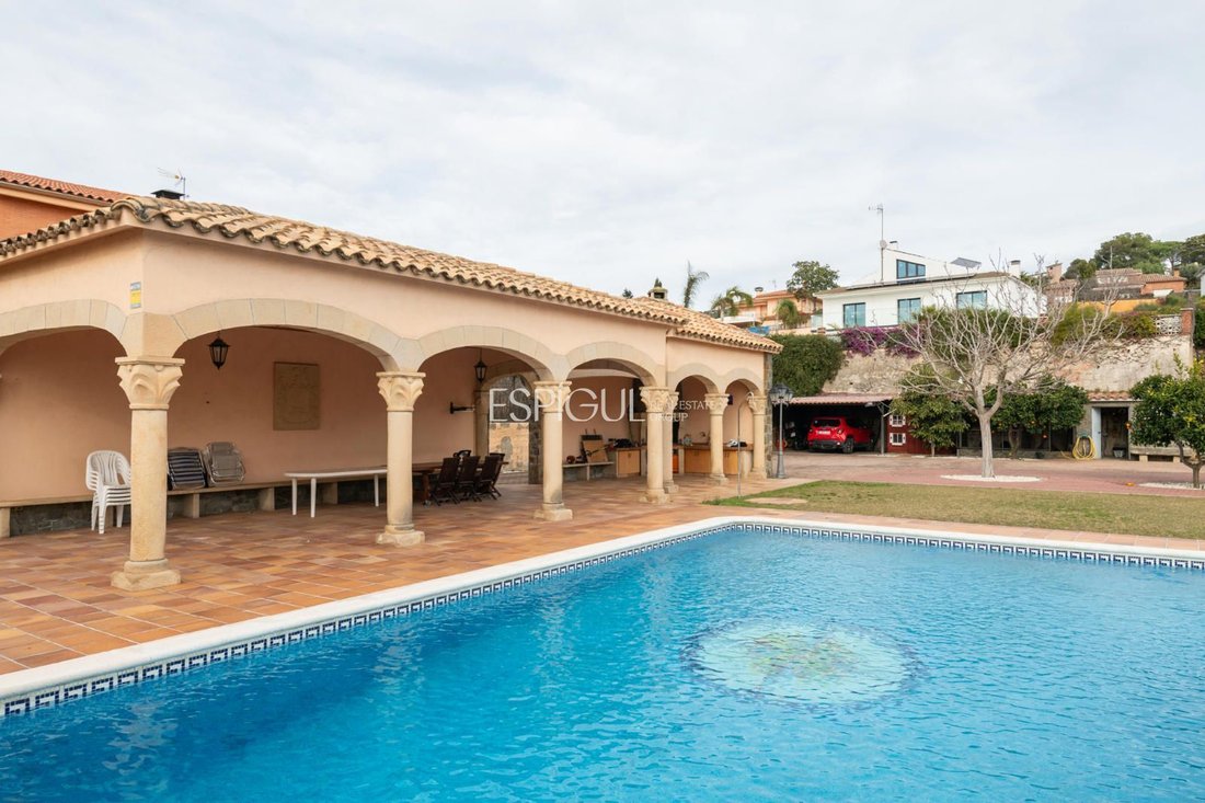 Villa a Mataró, Catalogna, Spagna 3 - 16928151